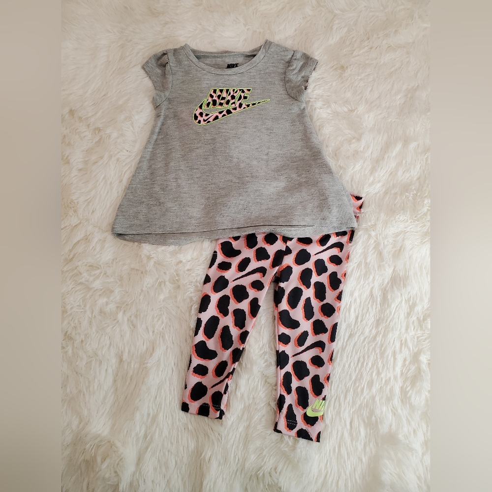 Baby girl nike set 12m